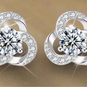 Vibrant Moissanite Stud Earrings